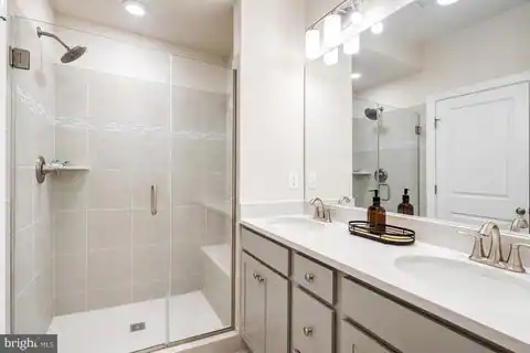 138 GARDEN CAPITAL WAY, GAITHERSBURG, MD 20878 — photo 23