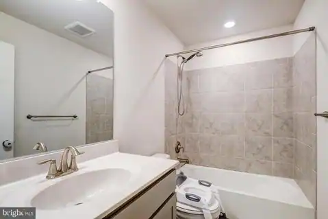 138 GARDEN CAPITAL WAY, GAITHERSBURG, MD 20878 — photo 29