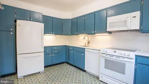 9228 E PARKHILL DRIVE, BETHESDA, MD 20814 — photo 2