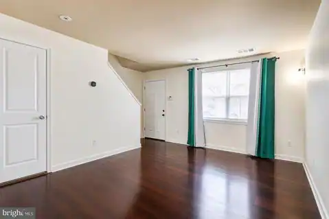 2512 KENT VILLAGE DRIVE, LANDOVER, MD 20785 — photo 3