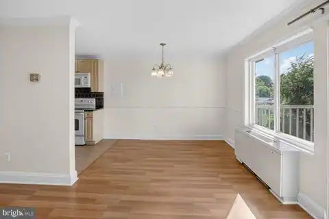 5601 PARKER HOUSE TERRACE #304, HYATTSVILLE, MD 20782 — photo 4