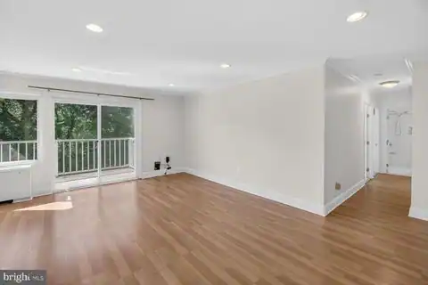 5601 PARKER HOUSE TERRACE #304, HYATTSVILLE, MD 20782 — photo 9