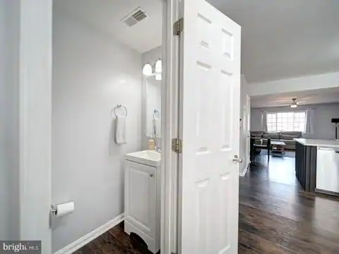 1489 N VAN DORN STREET #B, ALEXANDRIA, VA 22304 — photo 5