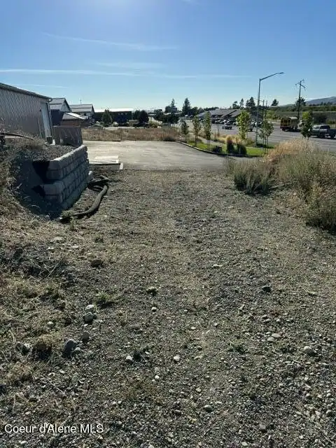 5856 W Seltice WAY, Post Falls, ID 83854 — photo 2