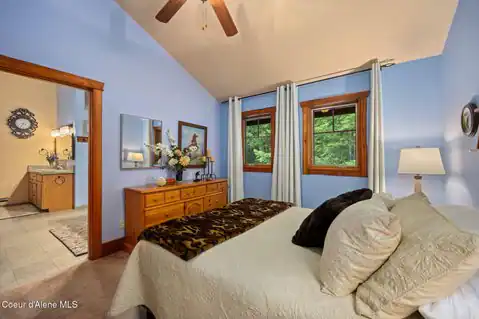 42303 Highway 200, Hope, ID 83836 — photo 57