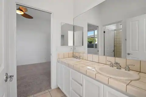 40921 Hovley Court, Palm Desert, CA 92260 — photo 17