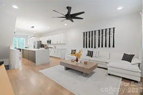 1935 W Trade Street, Charlotte, NC 28216 — photo 3