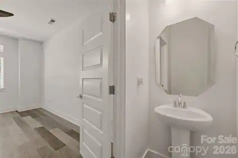 235 S Bruns Avenue, Charlotte, NC 28208 — photo 21