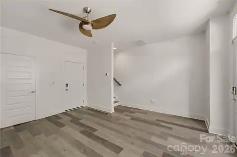 235 S Bruns Avenue, Charlotte, NC 28208 — photo 23