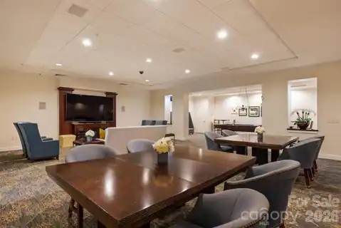 300 W 5th Street #419, Charlotte, NC 28202 — photo 38