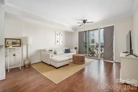 300 W 5th Street #419, Charlotte, NC 28202 — photo 5
