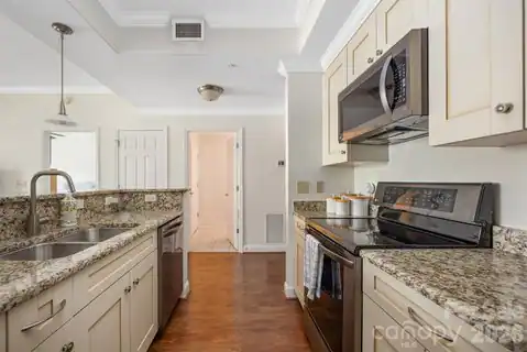 300 W 5th Street #419, Charlotte, NC 28202 — photo 7