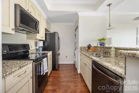 300 W 5th Street #419, Charlotte, NC 28202 — photo 9