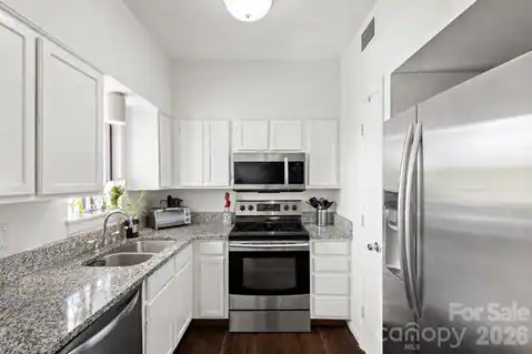 224 N Poplar Street #22, Charlotte, NC 28202 — photo 11