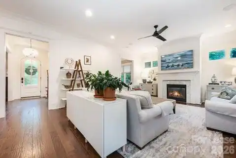 748 Ellsworth Road, Charlotte, NC 28211 — photo 9