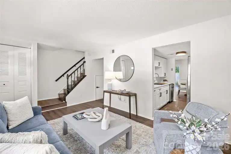 8254 Knights Bridge Road, Charlotte, NC 28210