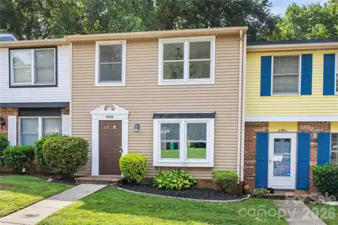 8254 Knights Bridge Road, Charlotte, NC 28210 — photo 2