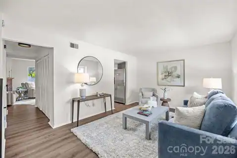 8254 Knights Bridge Road, Charlotte, NC 28210 — photo 3