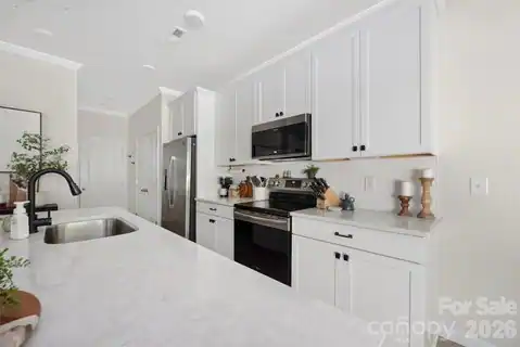 8108 Merryvale Lane, Charlotte, NC 28214 — photo 8