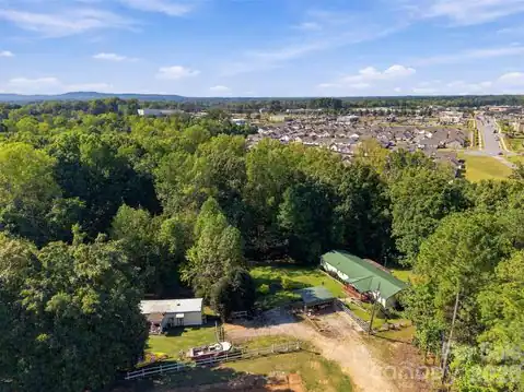 4220 Candlewood Drive, Sherrills Ford, NC 28673 — photo 10