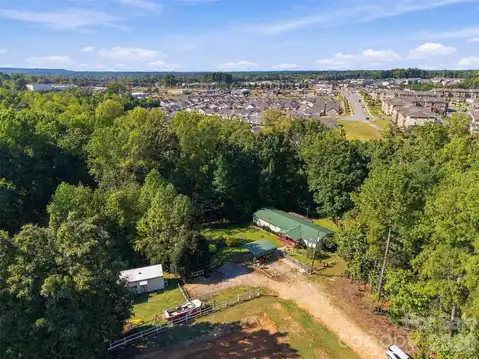 4220 Candlewood Drive, Sherrills Ford, NC 28673 — photo 2