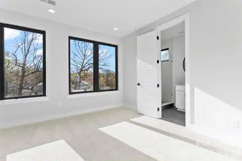 3433 Byrnes Street, Charlotte, NC 28205 — photo 10