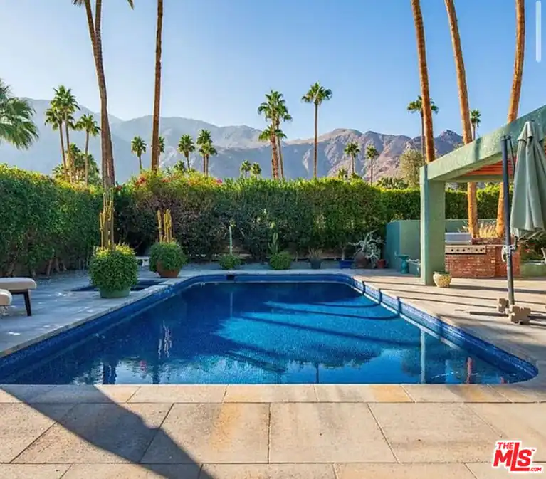 817 N Via Monte Vis, Palm Springs, CA 92262