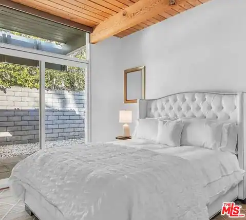 817 N Via Monte Vis, Palm Springs, CA 92262 — photo 3