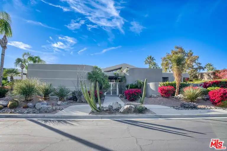 6 Rocky Ln, Rancho Mirage, CA 92270