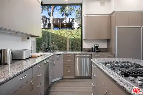 6 Rocky Ln, Rancho Mirage, CA 92270 — photo 23