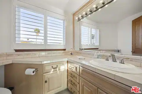 1005 Ocean Dr, Oxnard, CA 93035 — photo 37
