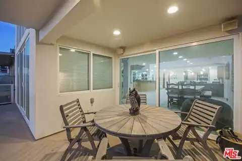 1005 Ocean Dr, Oxnard, CA 93035 — photo 9
