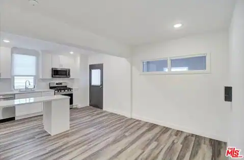 15328 S San Pedro St, Gardena, CA 90248 — photo 2