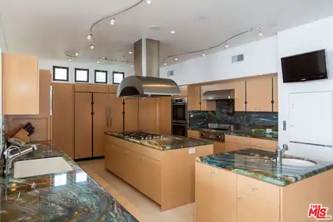24230 Malibu Rd, Malibu, CA 90265 — photo 14