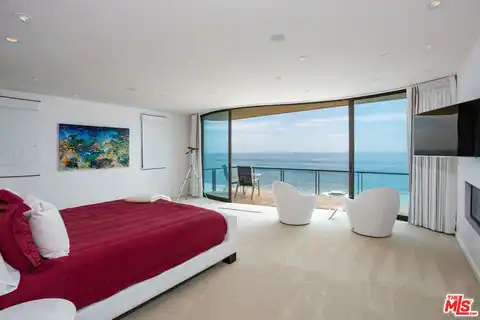 24230 Malibu Rd, Malibu, CA 90265 — photo 16