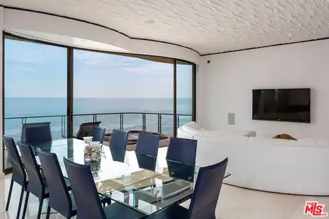 24230 Malibu Rd, Malibu, CA 90265 — photo 8