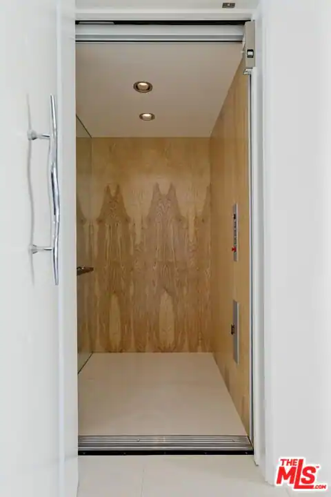 27082 Malibu Cove Colony Dr, Malibu, CA 90265 — photo 3