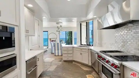 25252 Malibu Rd #Upper Unit, Malibu, CA 90265 — photo 14