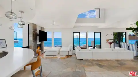 25252 Malibu Rd #Upper Unit, Malibu, CA 90265 — photo 25