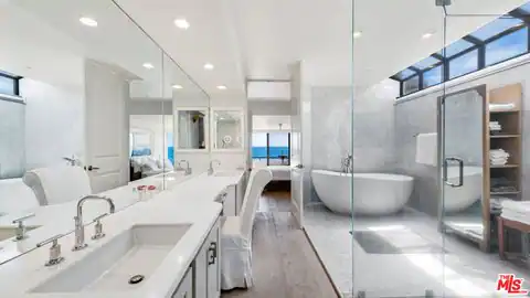 25252 Malibu Rd #Upper Unit, Malibu, CA 90265 — photo 3