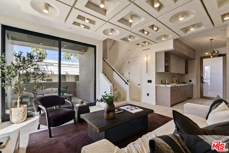 1021 N Ogden Dr #PH 7, West Hollywood, CA 90046