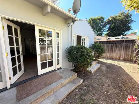 10739 Aqua Vista St, North Hollywood, CA 91602 — photo 15