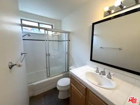 10739 Aqua Vista St, North Hollywood, CA 91602 — photo 20