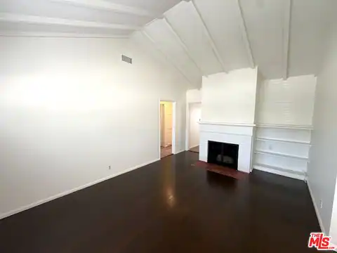 10739 Aqua Vista St, North Hollywood, CA 91602 — photo 5
