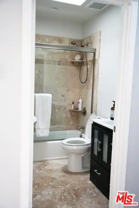 1038 11th St #D, Santa Monica, CA 90403 — photo 16