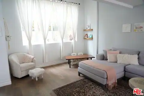 1038 11th St #D, Santa Monica, CA 90403 — photo 5