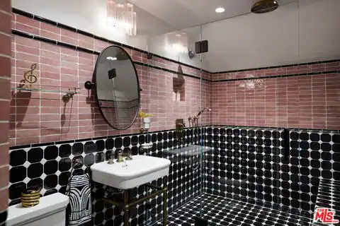 2232 Moreno Dr, Los Angeles, CA 90039 — photo 17