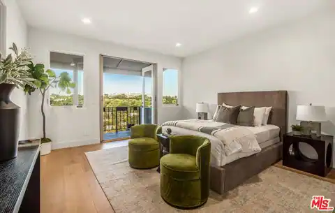930 N Tigertail Rd, Los Angeles, CA 90049 — photo 15