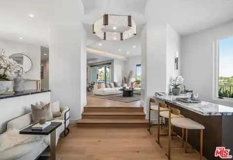 930 N Tigertail Rd, Los Angeles, CA 90049 — photo 4