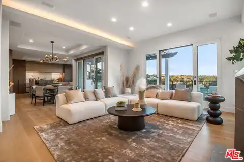 930 N Tigertail Rd, Los Angeles, CA 90049 — photo 5